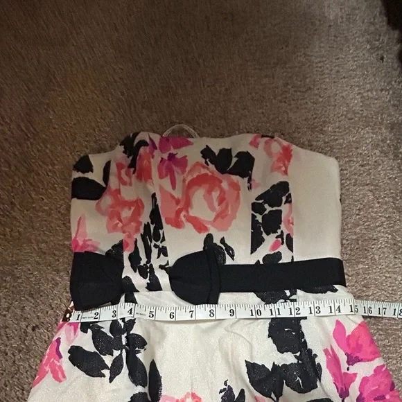 Lilly Pulitzer Cream Dress - Picture 3 of 4